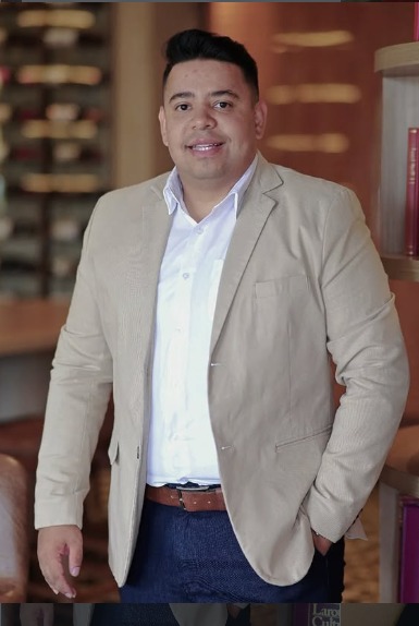 Ítalo de Carvalho Lima assume a Diretoria Executiva do Visite Atibaia e Região para o biênio 2026-2027